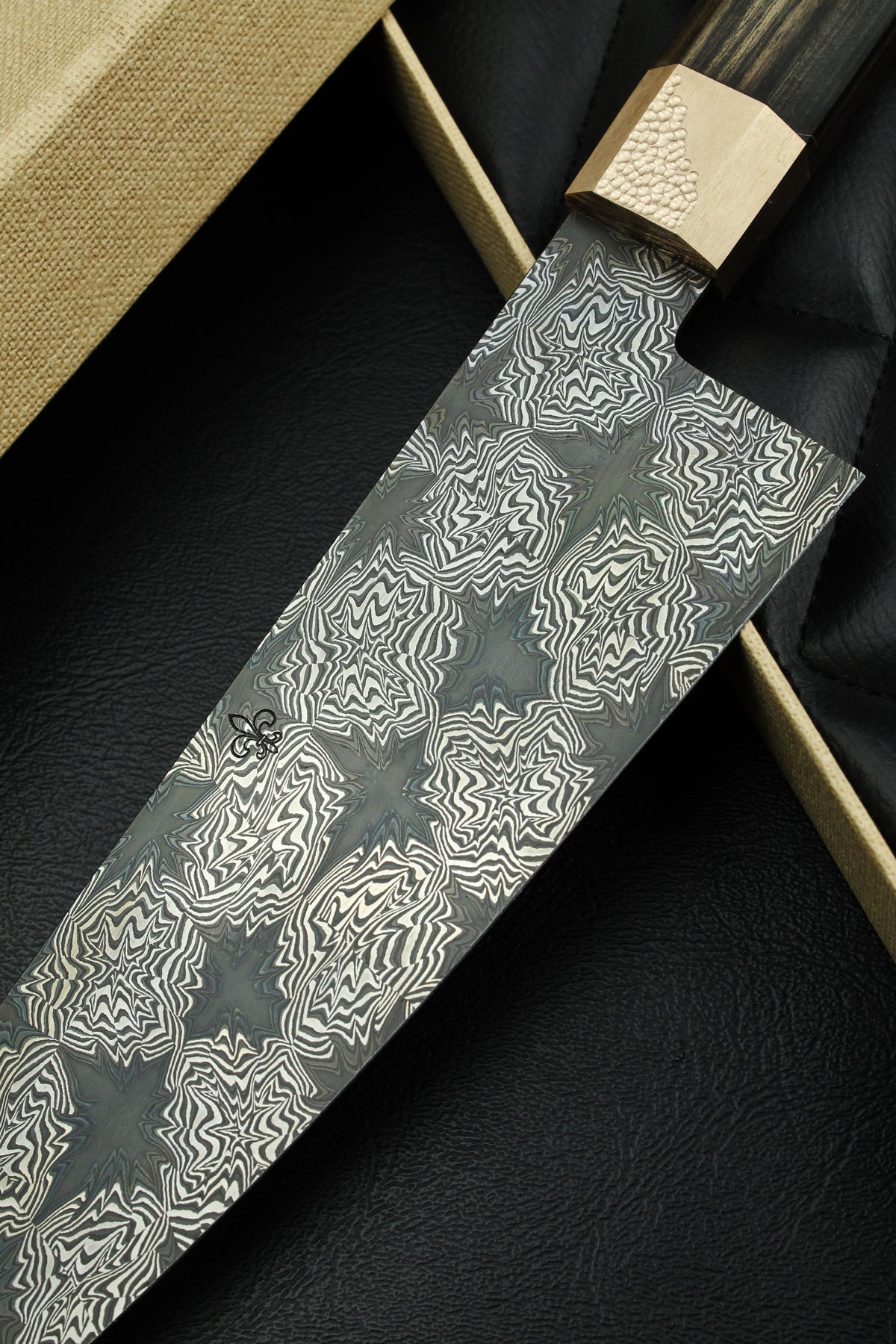 Santoku Black Star Schwarz-Weißes Ebenholz