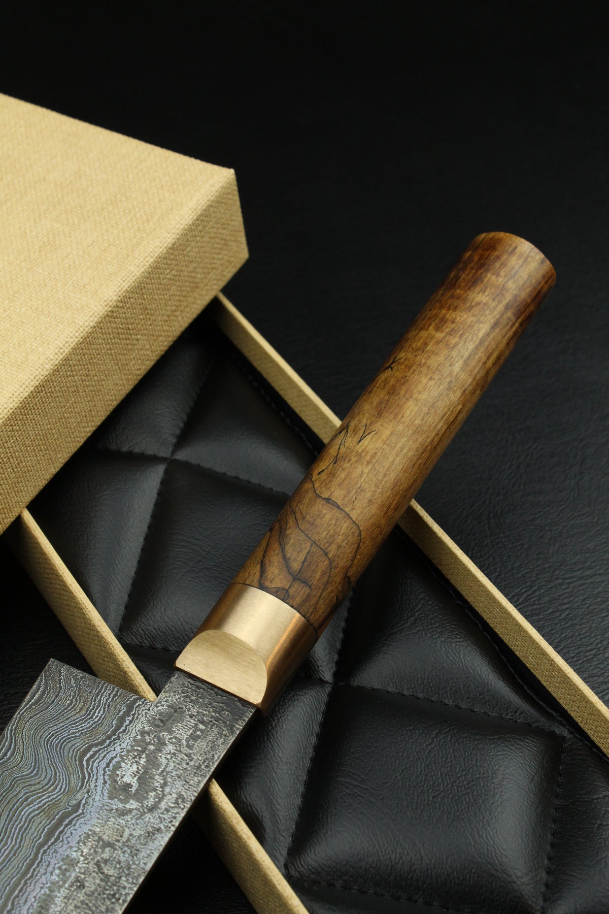 Damascus-Santoku 500L, deutsche Walnuss-Griffschalen