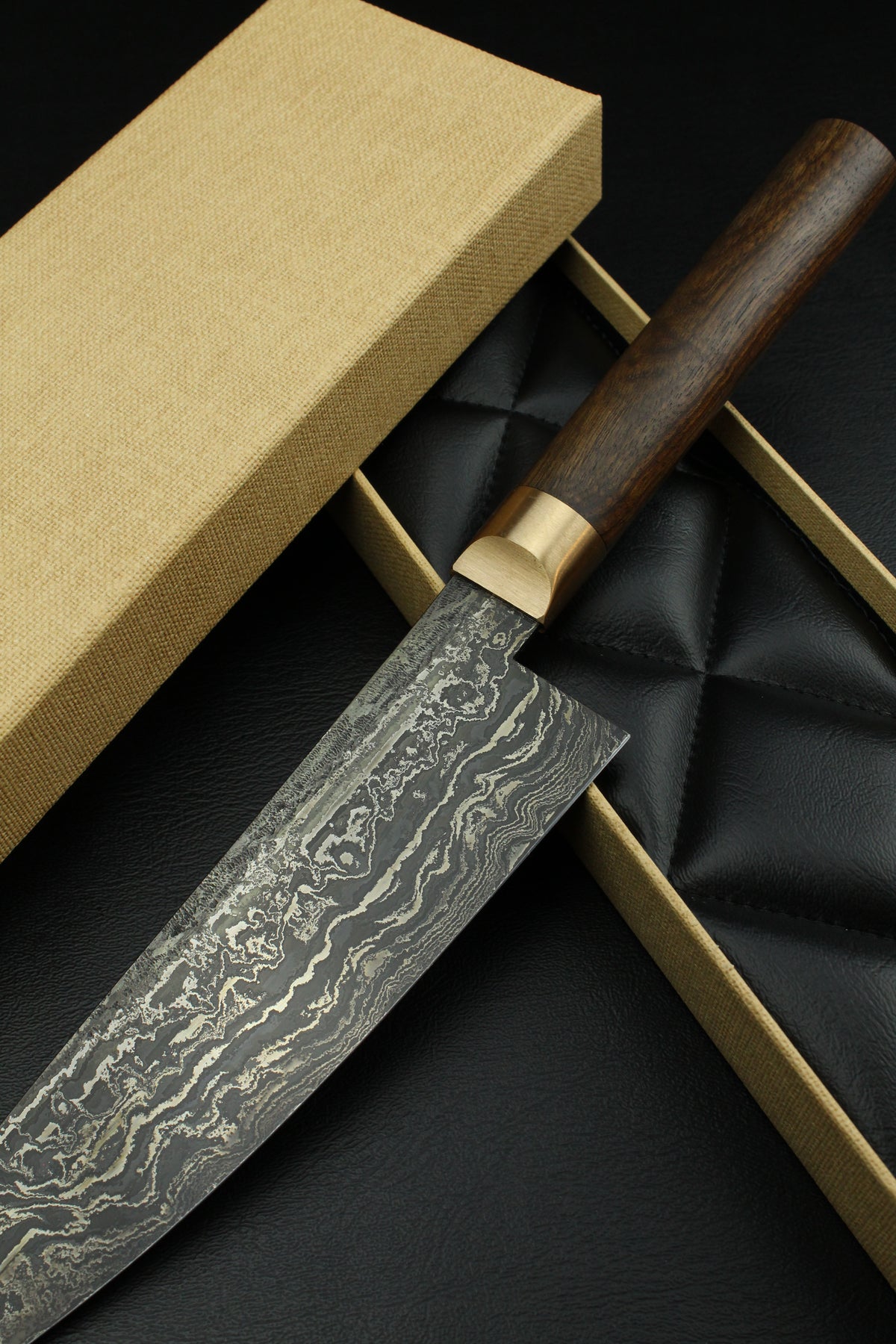 Damascus-Santoku aus deutschem Walnussholz (HK)