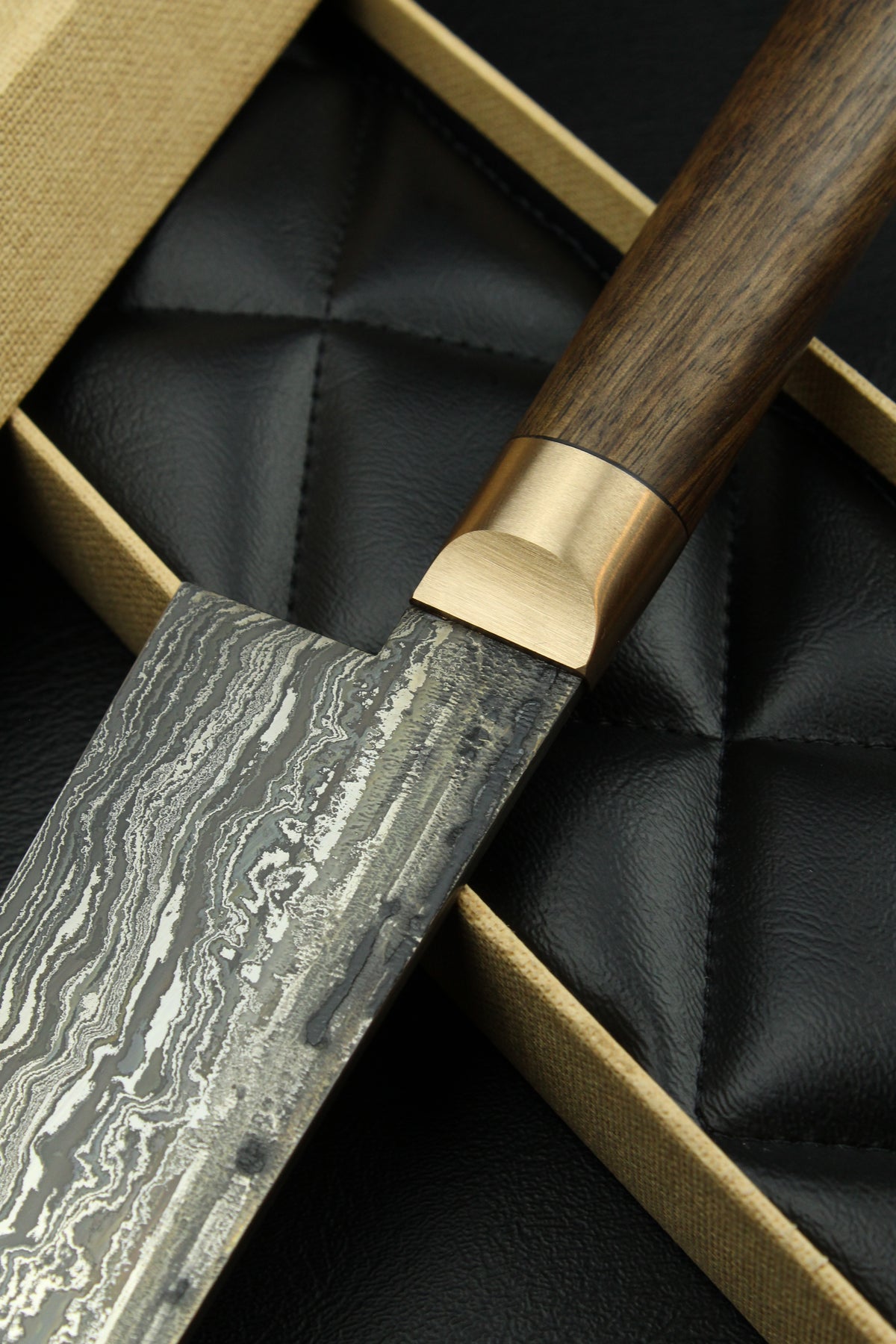 Damascus-Gyuto HK1 aus deutschem Walnussholz