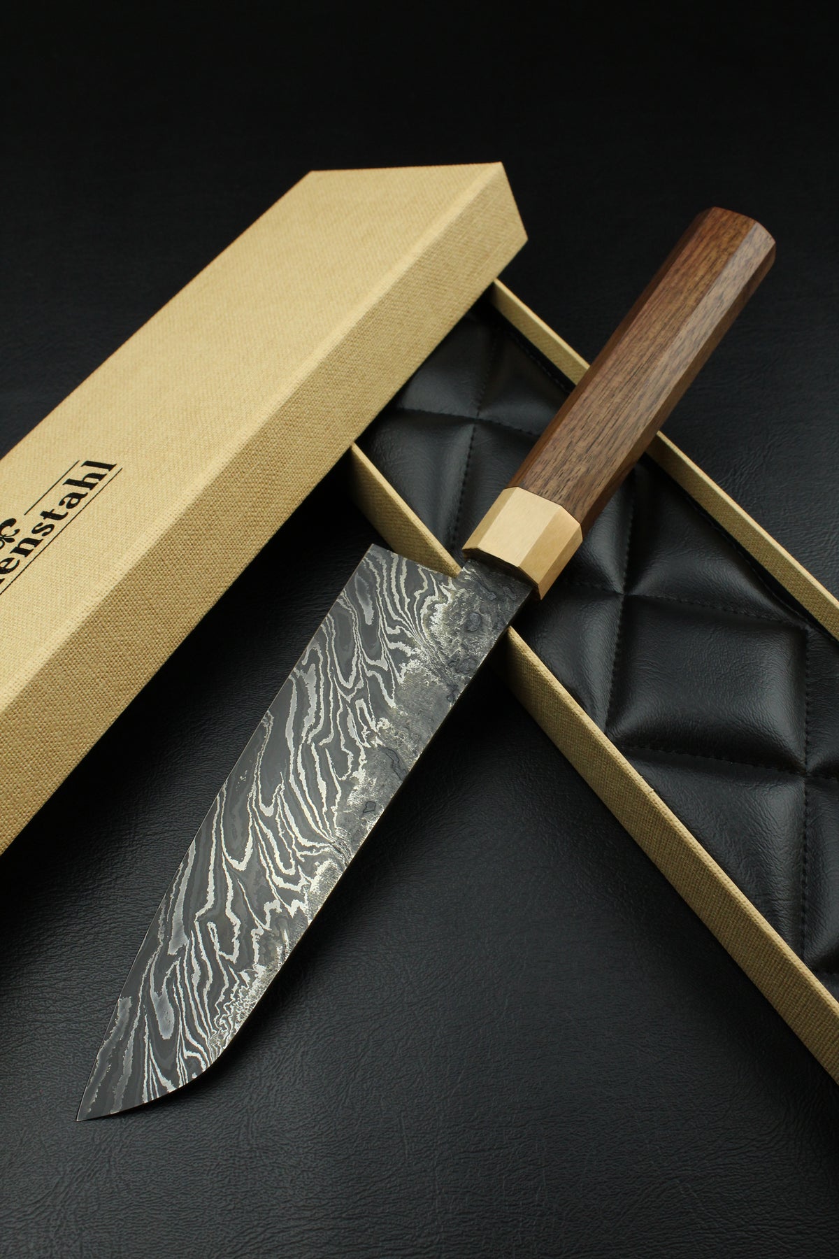 Damascus-Santoku aus schwarzem Walnussholz