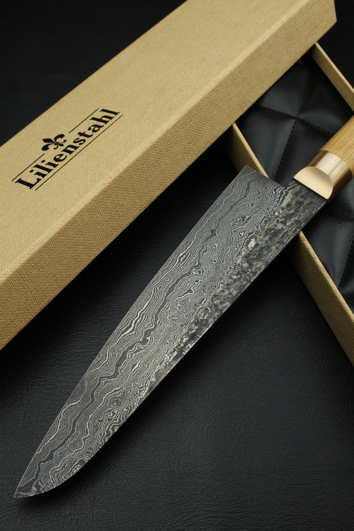 Damast-Gyuto 320L Olive Oval 1.0