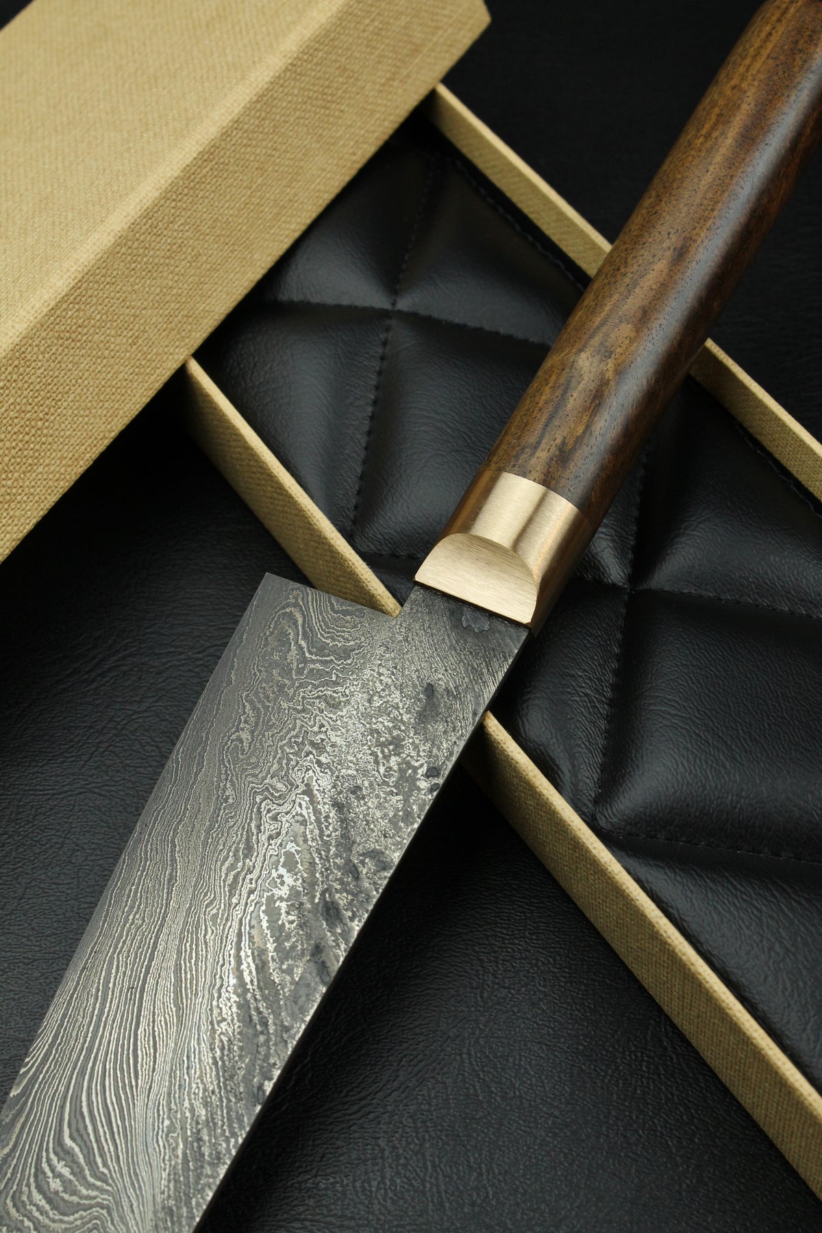 Gyutoknife Damascus HL Torsion Walnuss 1.0