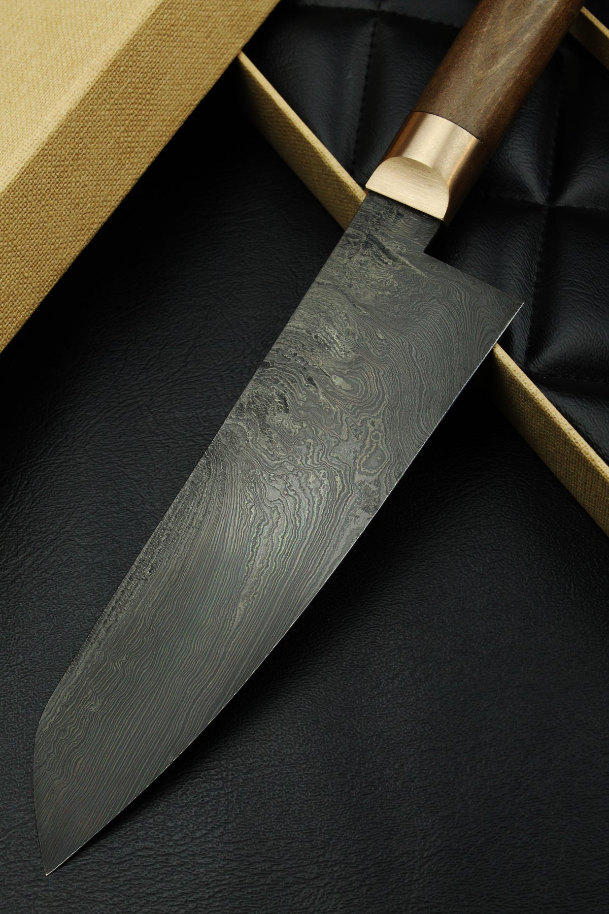 Damast-Santoku HL Torsion Walnuss