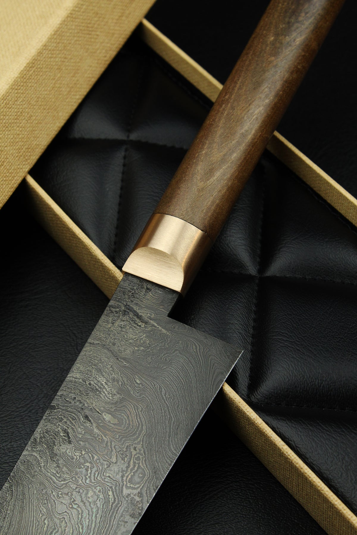 Damast-Santoku HL Torsion Walnuss