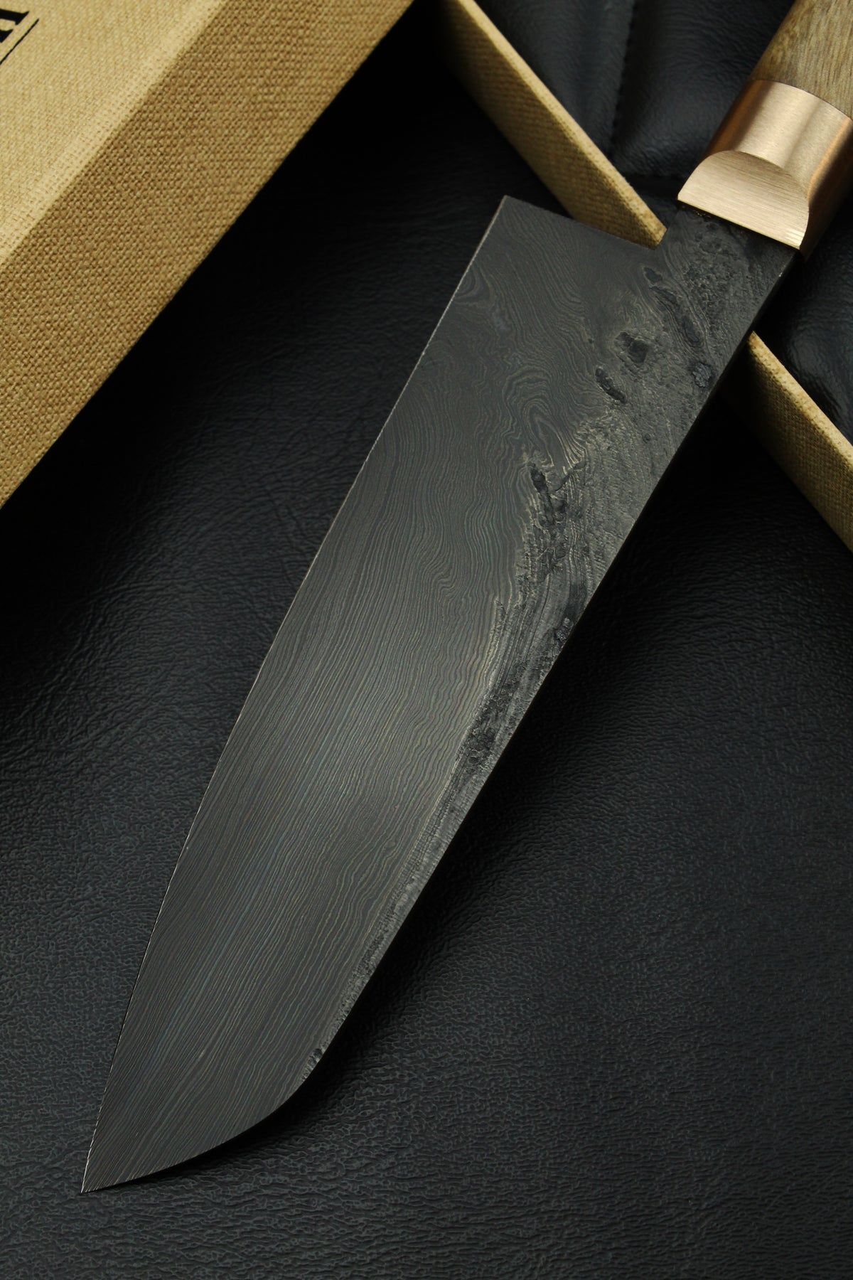 Damast-Santoku HL Torsion Walnuss