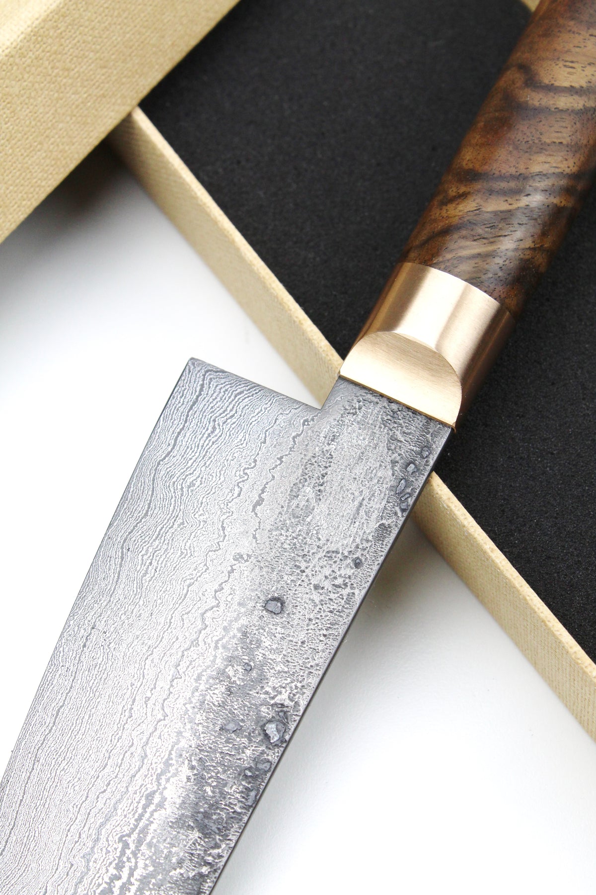 Damaszener Santoku Walnuss 500L