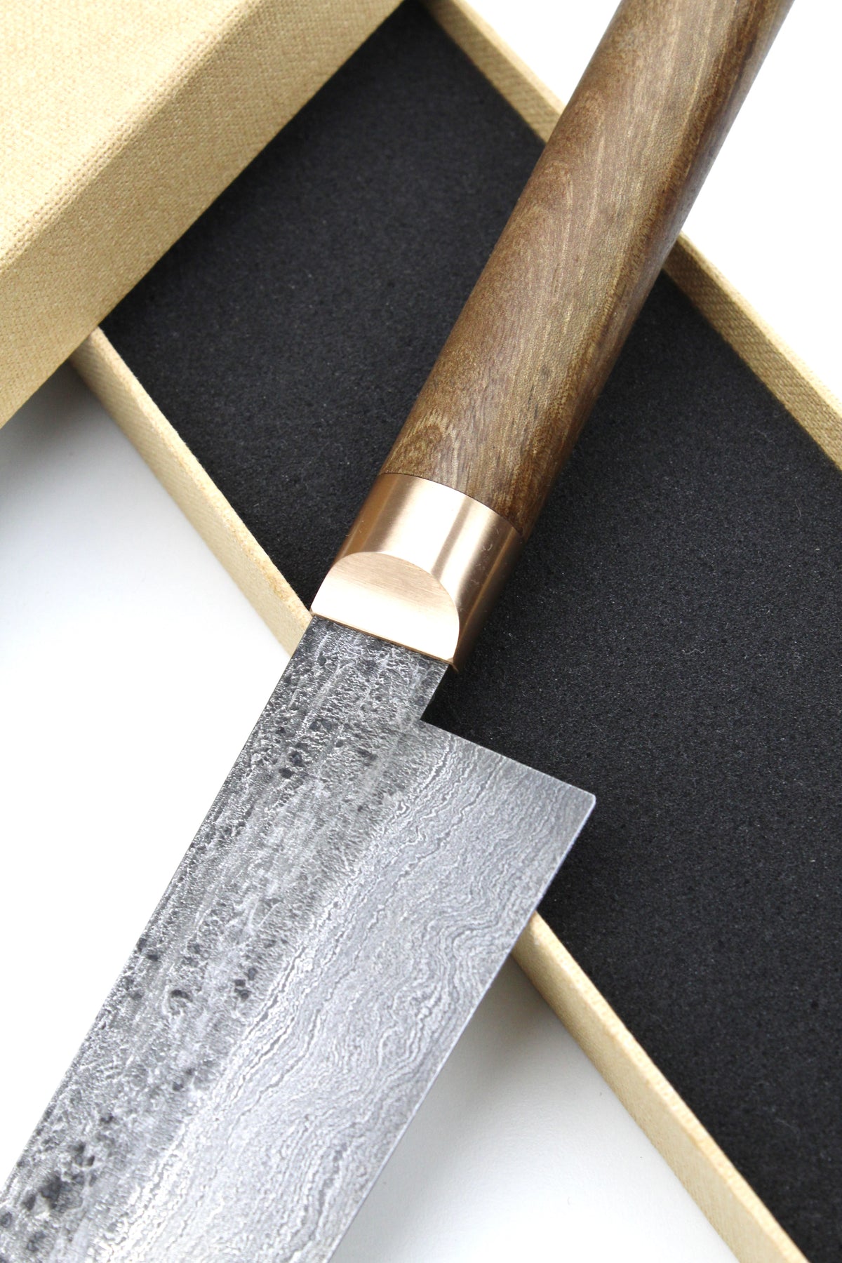 Damast-Santoku 500L Walnuss