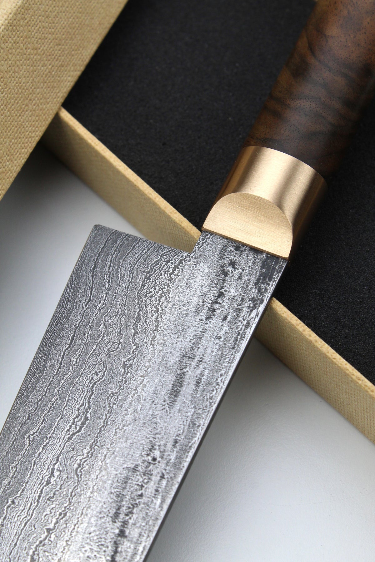Gyuto Damast 500L Walnuss