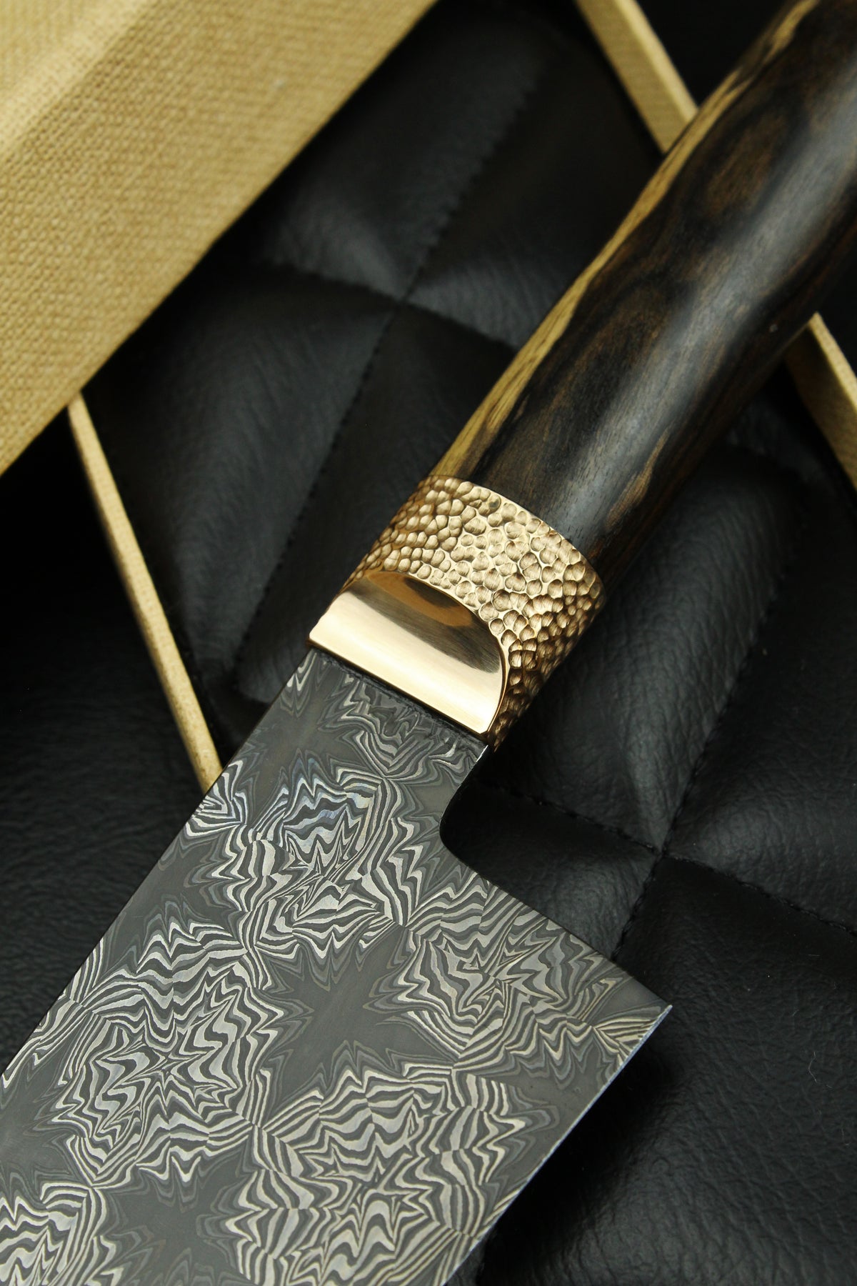 Gyuto Black Star S/W Ebenholz Oval Damast