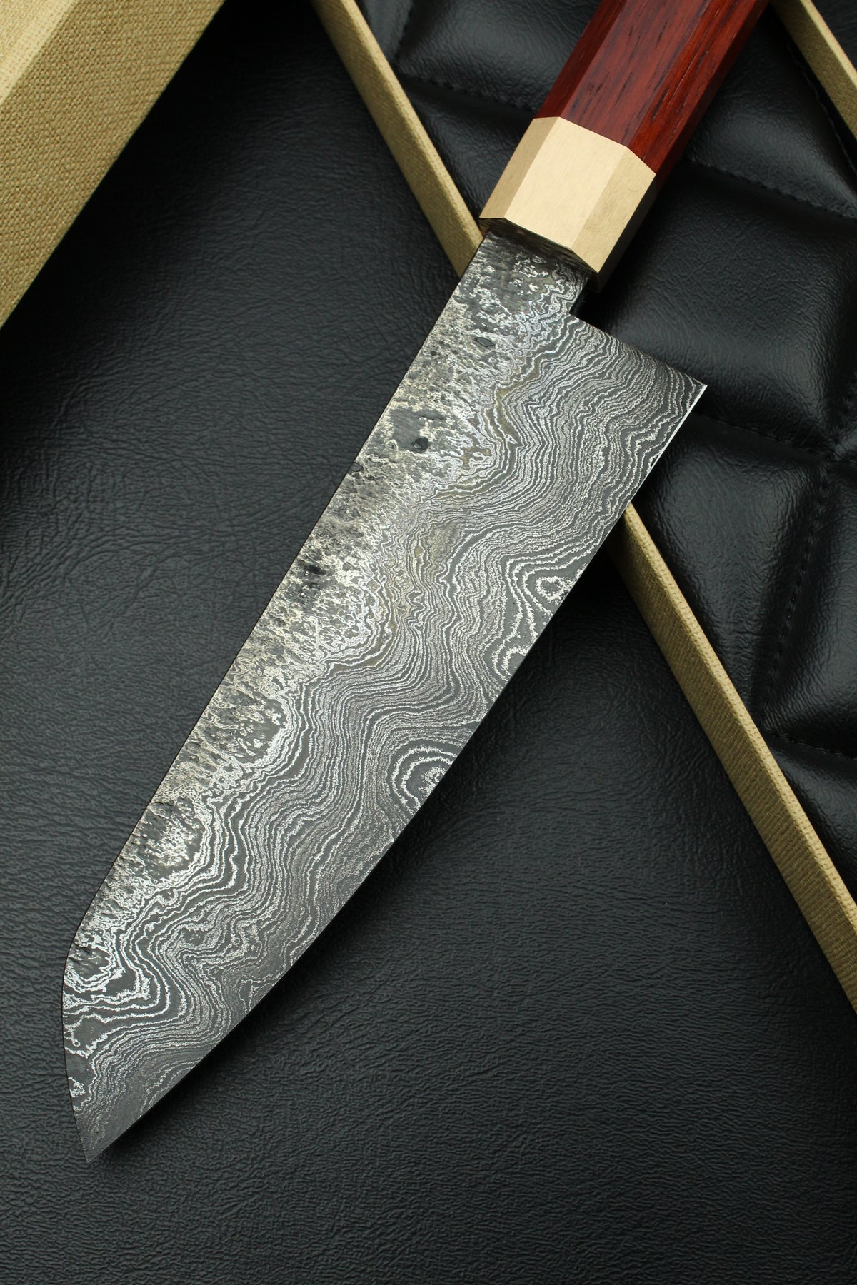 Padouk-Damast-Santoku 215, achteckiger Griff, 2,1