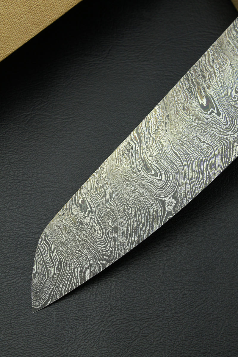 Damascus Santoku 320L Torsion German Walnut