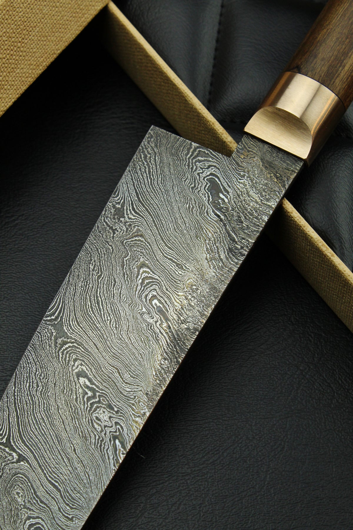 Damast-Santoku 320L Torsion aus deutschem Walnussholz