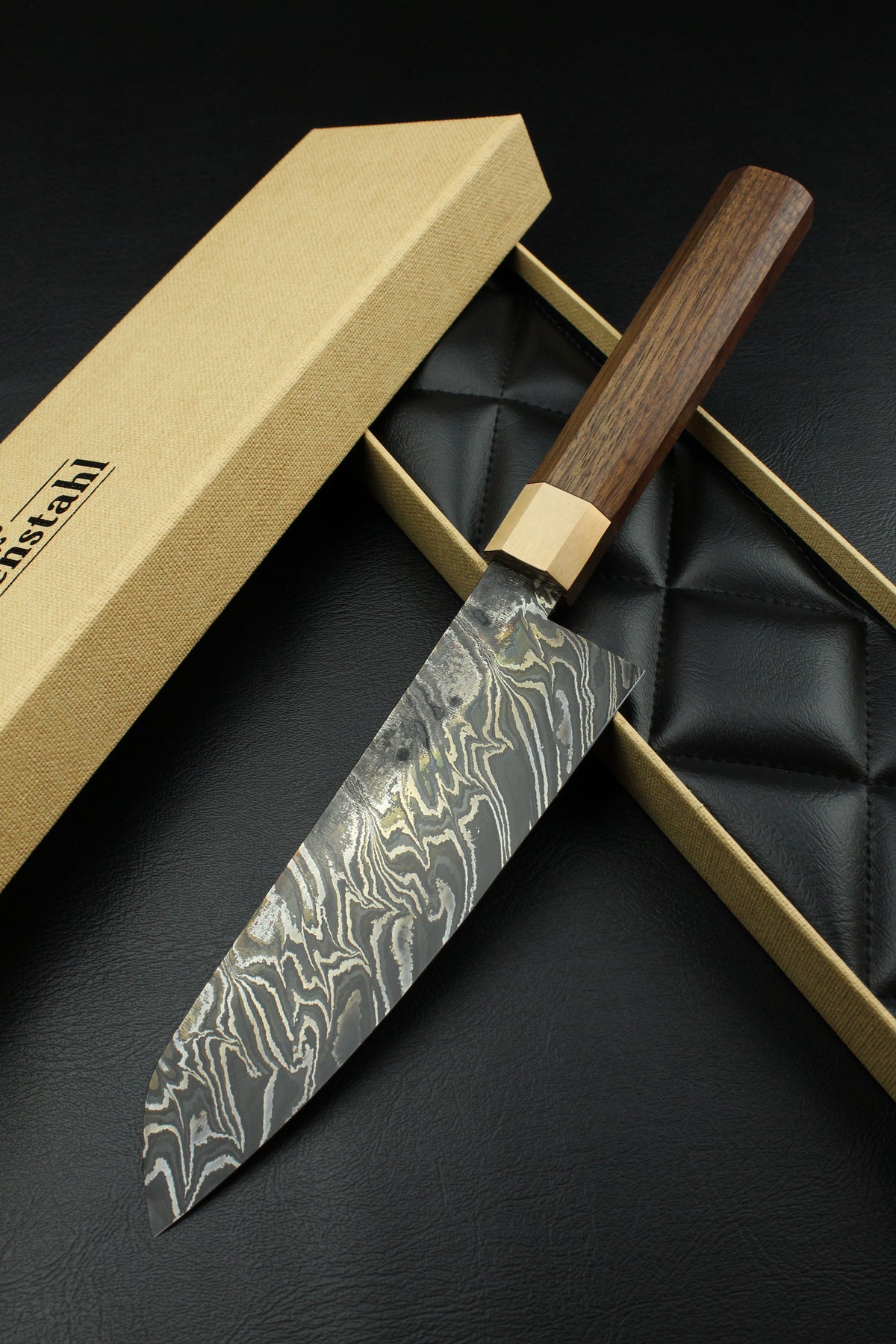 Damascus-Santoku aus schwarzem Walnussholz