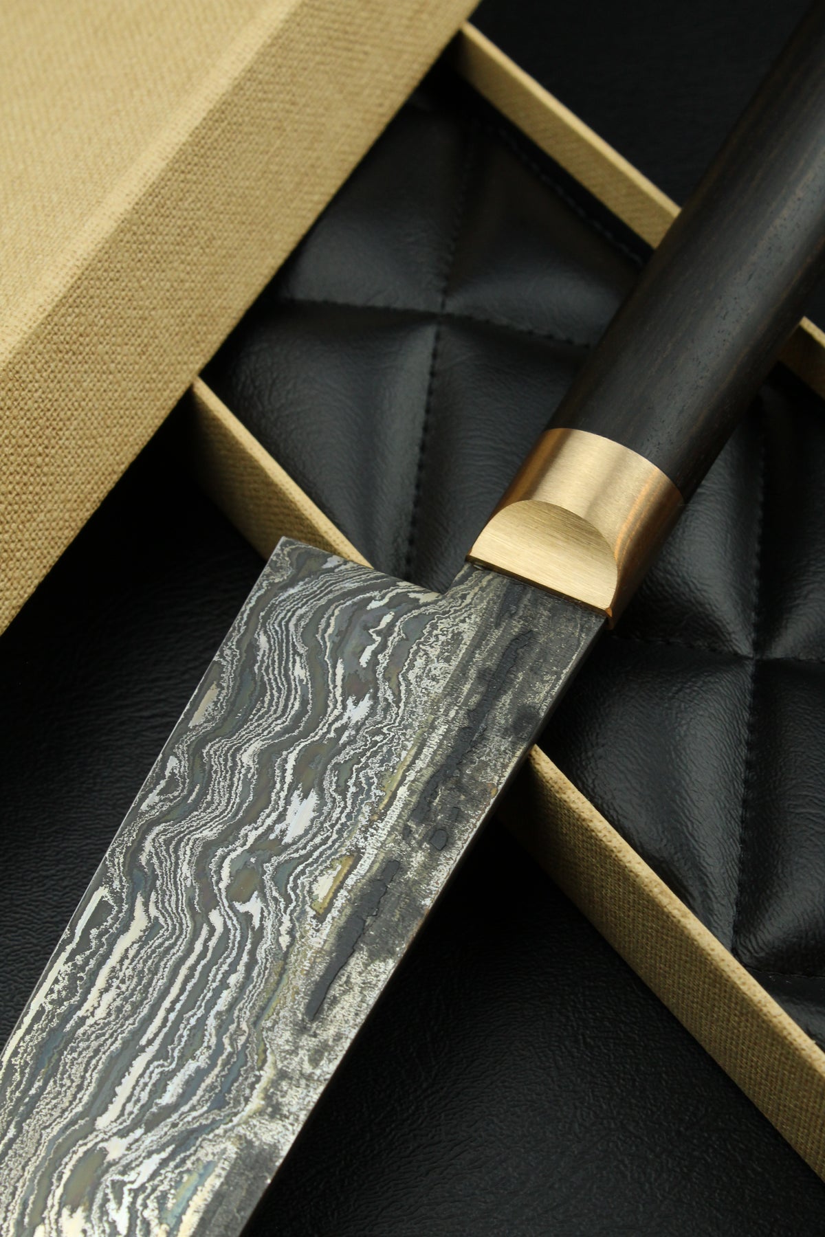 Damascus-Gyuto HK aus schwarzem Ebenholz 1,4