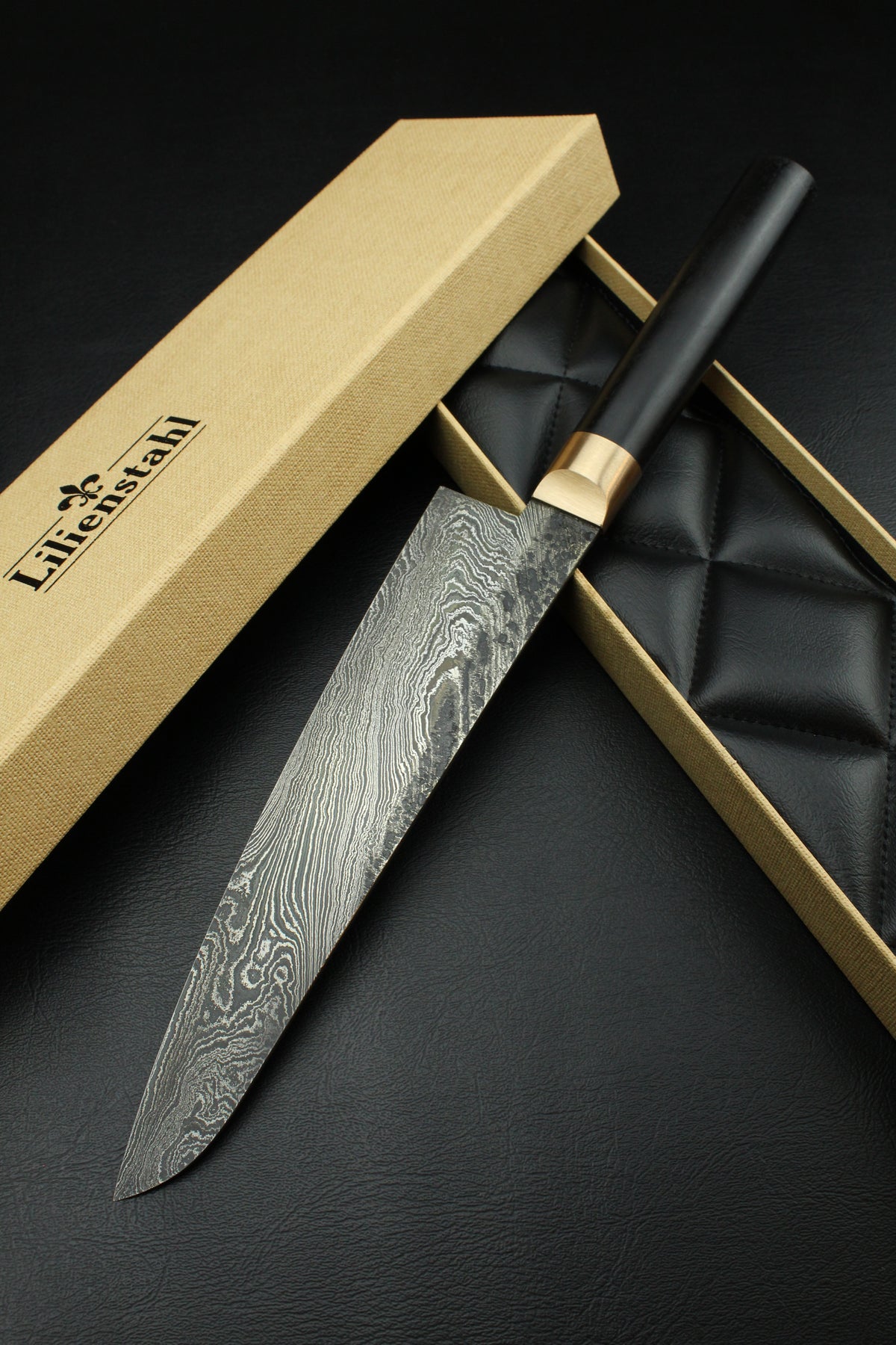 Damast-Gyuto Torsion schwarzes Ebenholz 1,5