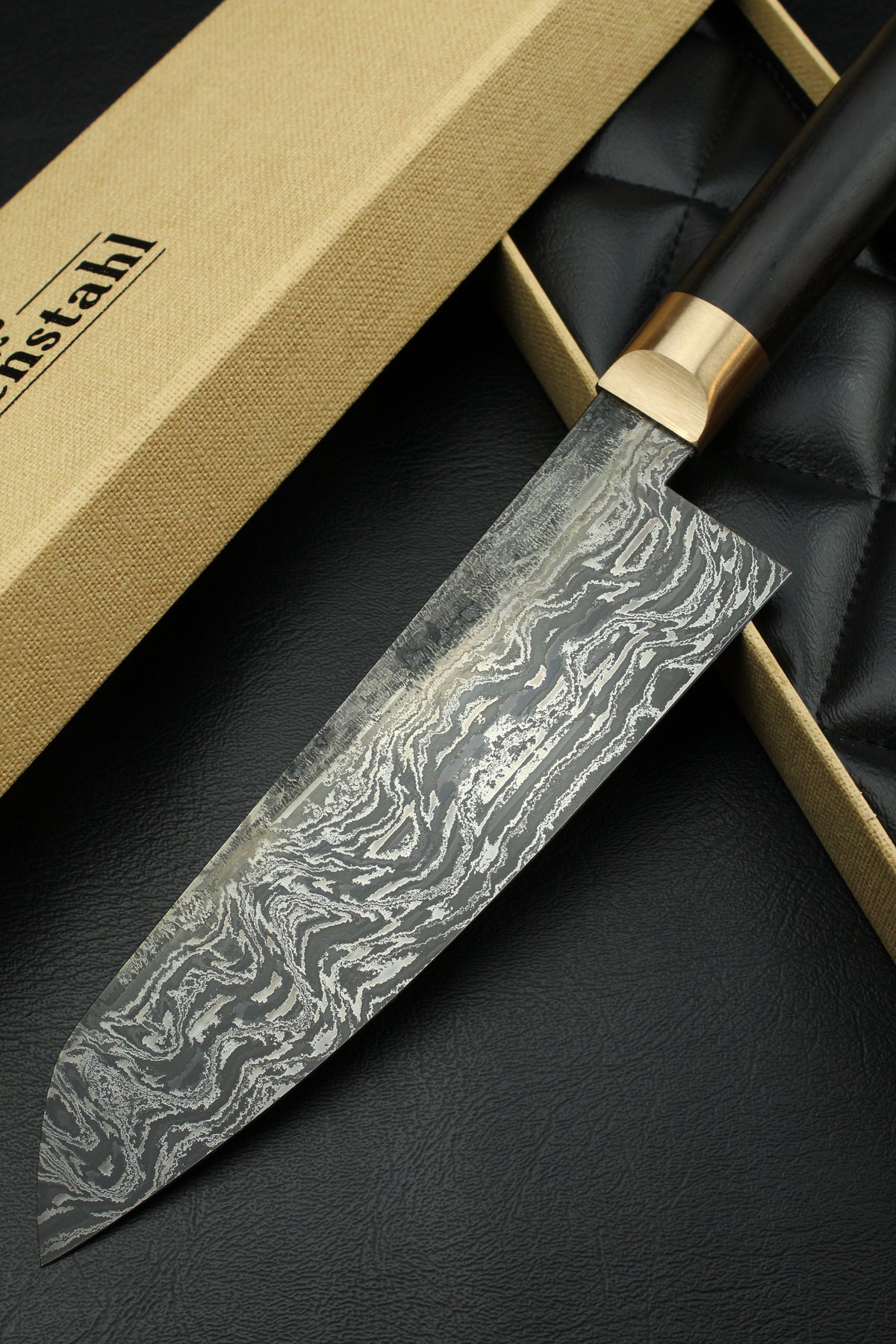 Damascus-Santoku HK aus schwarzem Ebenholz