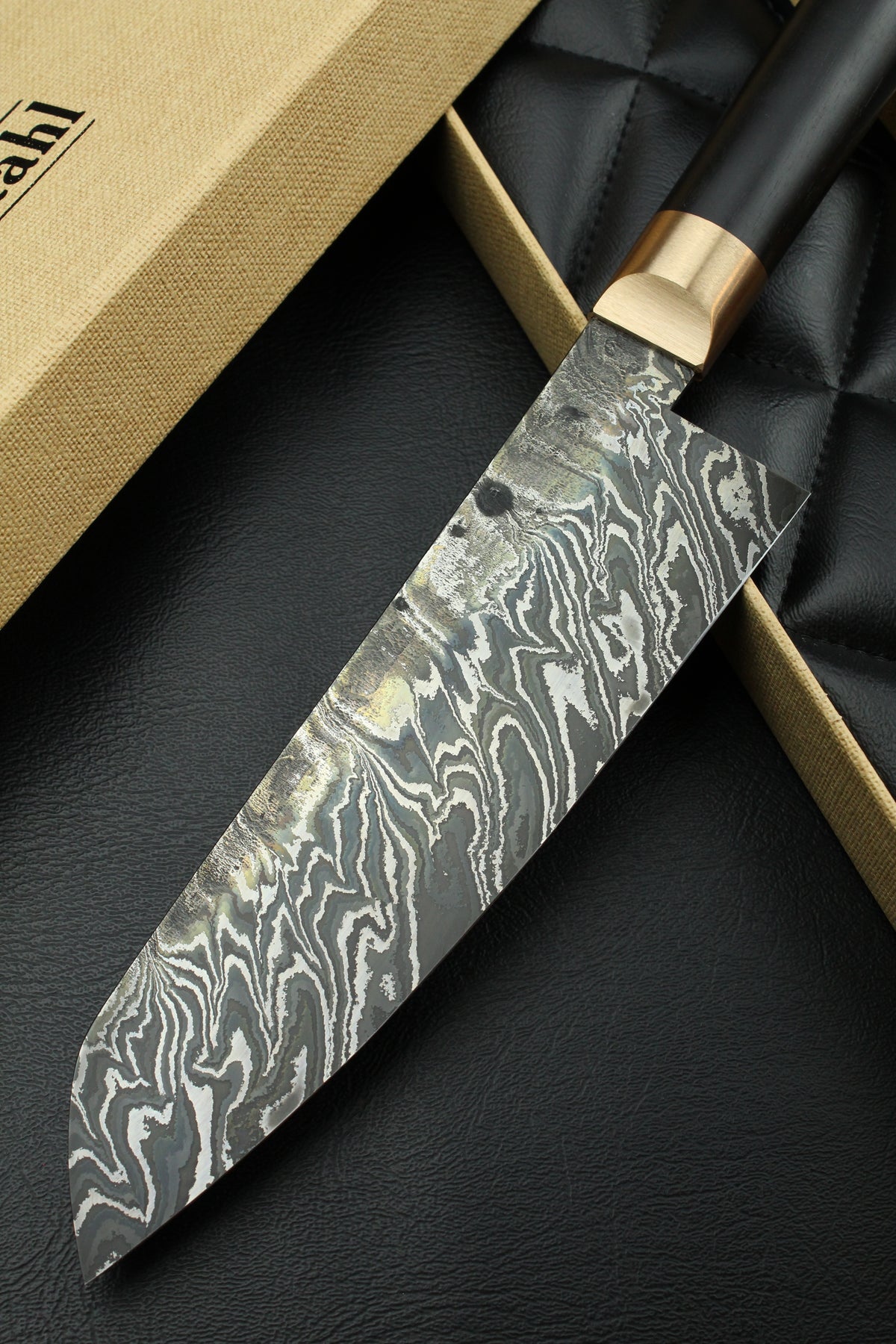 Damast-Santoku Schwarzes Ebenholz Oval