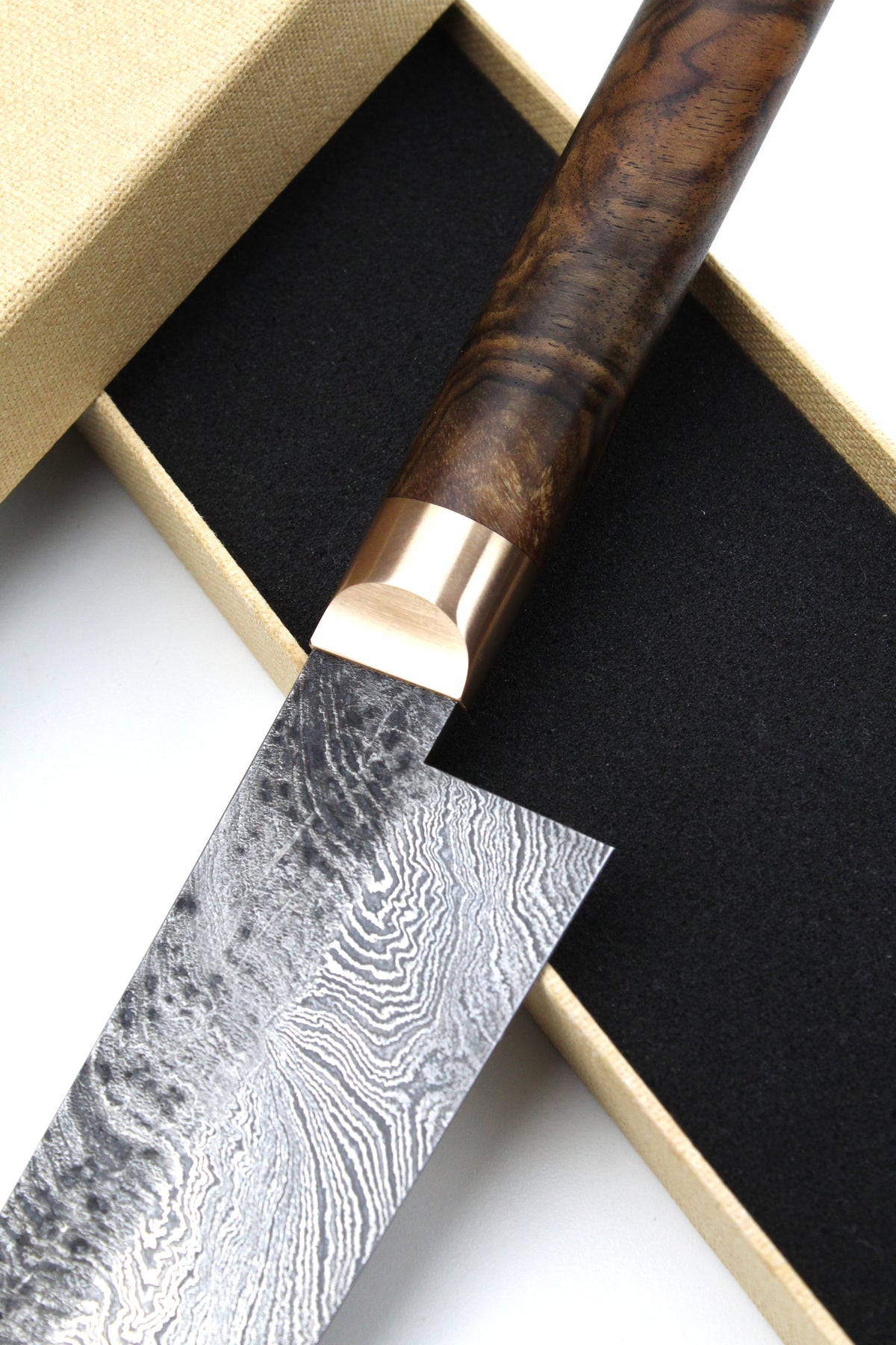 Damast Santoku 320L Torsion Walnuss