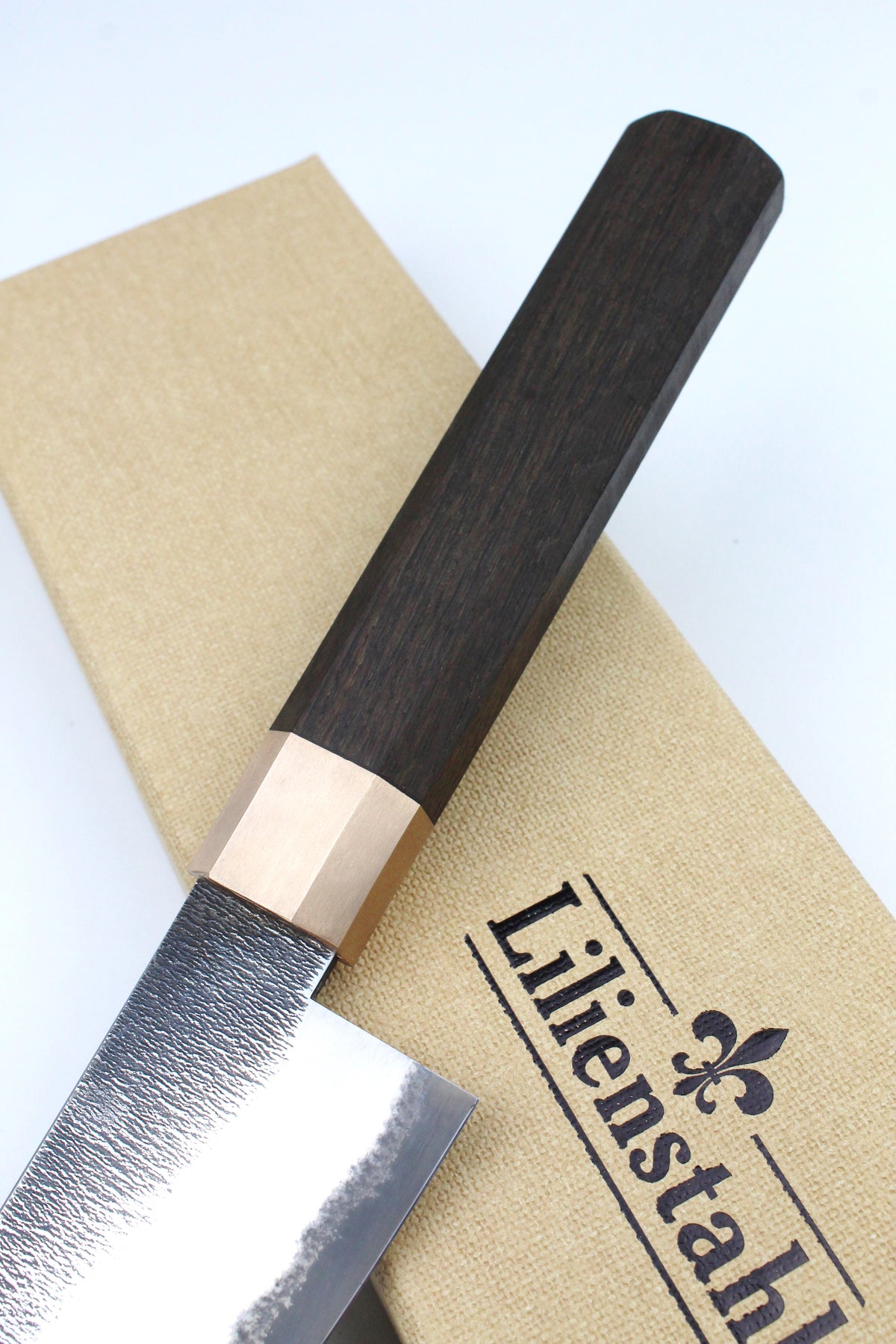 Gyuto aus achteckigem Torfholz